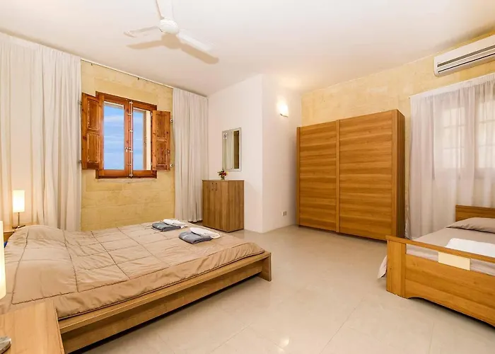 カントリーハウス Four Winds Kerċem