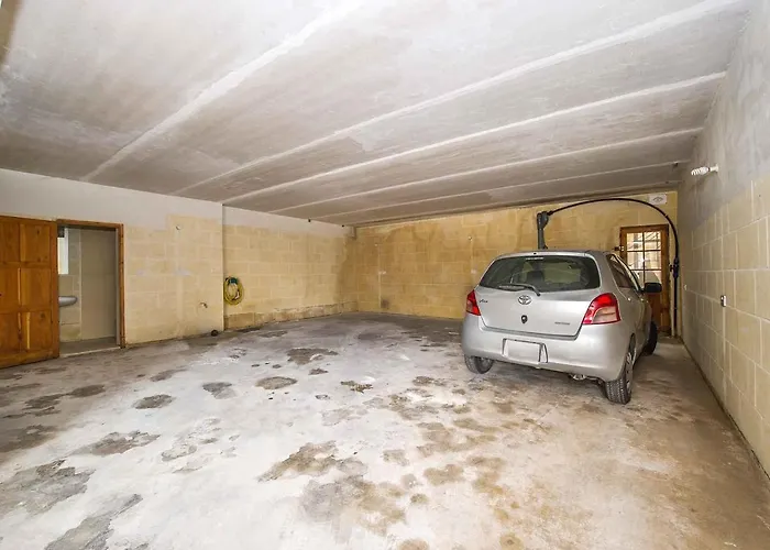 Four Winds Lantställe Kerċem